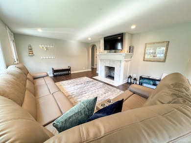 66 Nehantic Dr, Niantic, CT 06357 - photo 4