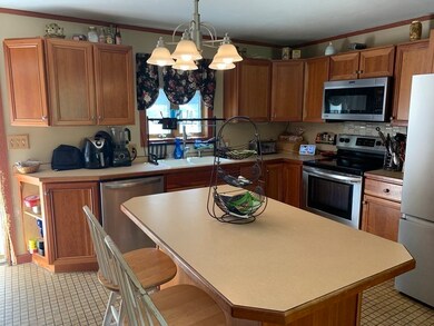 3 Howe Rd, Spencer, MA 01562 - photo 6