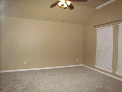 1108 Glen Eagles Ct, Norman, OK 73072 - photo 7