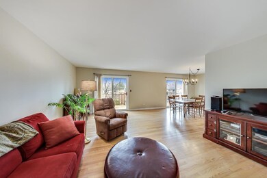 320 Rowan Ct, Naperville, IL 60540 - photo 7