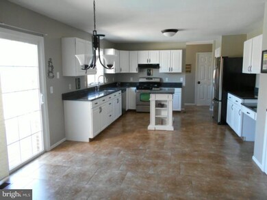 239 Rice Dr, Bear, DE 19701 - photo 3