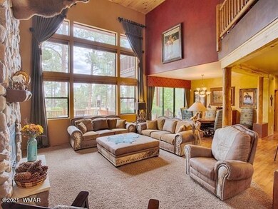 007_Living Room