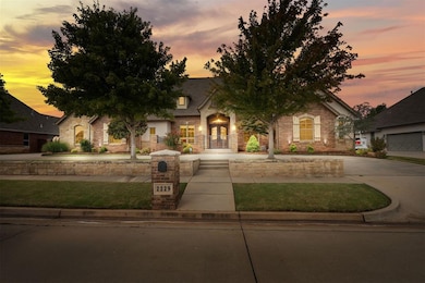2229 Rockbridge Ct, Yukon, OK 73099 - photo 2
