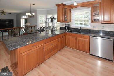 15305 Surrey House Way, Centreville, VA 20120 - photo 5