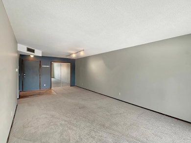 122 Demont Ave E unit 358, Little Canada, MN 55117 - photo 5