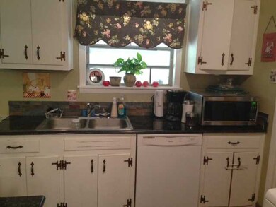Brand new granite ~ new paint ~ new backsplash ~
