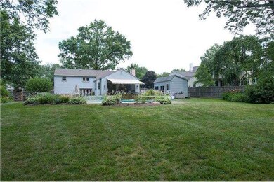 325 Britt Rd, North Wales, PA 19454 - photo 3