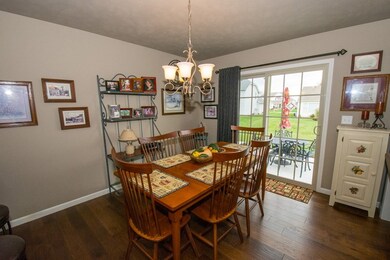 Eating area off of kitchen.