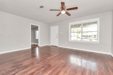 3706 Florinda St, Houston, TX 77021 - photo 4