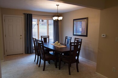 1005 8th Ave NW, Jamestown, ND 58401 - photo 3