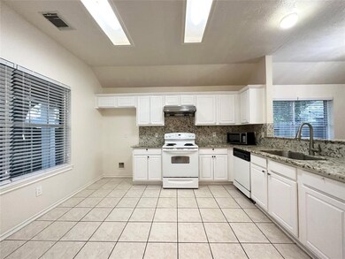 13130 Eldridge Meadow Dr, Houston, TX 77041 - photo 4