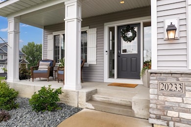 20233 Glenbrook Path, Lakeville-80.jpg