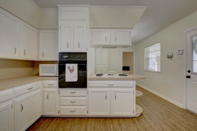 Meadow Ln-14