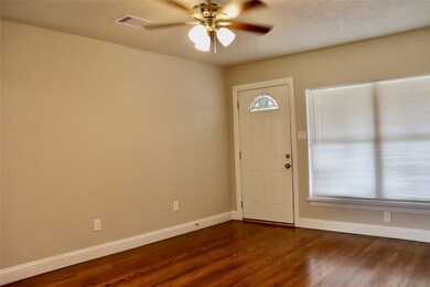 7101 Parker Rd, Houston, TX 77016 - photo 3