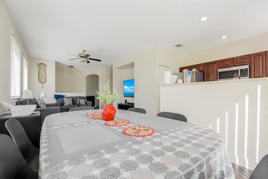 3268 Laurel Ridge Cir, Riviera Beach, FL 33404 - photo 4