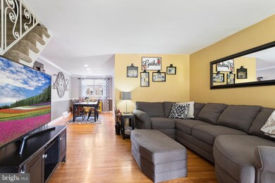 718 Oakwood Dr, Glenolden, PA 19036 - photo 5