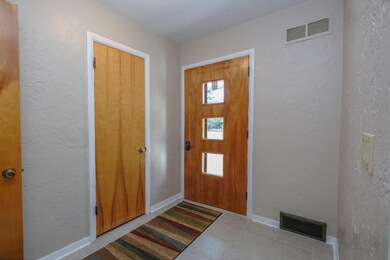 7936 N. 40th-2