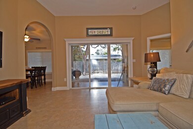 1 Living Room 3