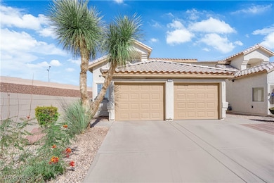 7572 Durham Hall Ave unit 201, Las Vegas, NV 89130 - photo 2