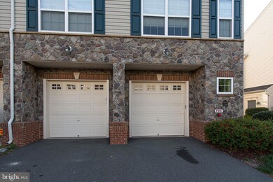 11186 Wortham Crest Cir, Manassas, VA 20109 - photo 4