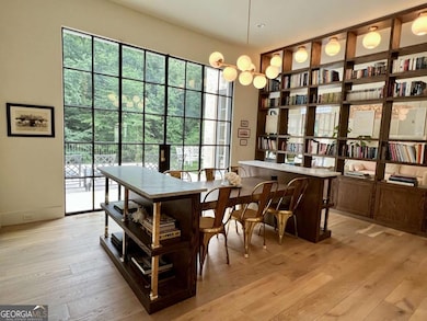 261 King Rd NW, Atlanta, GA 30342 - photo 5