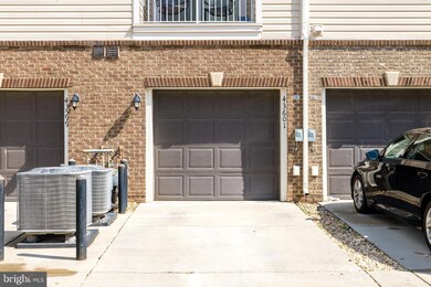 43601 Helmsdale Terrace, Chantilly, VA 20152 - photo 5