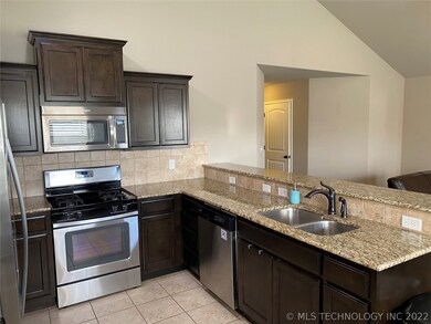 8986 S 253rd East Ave, Broken Arrow, OK 74014 - photo 6