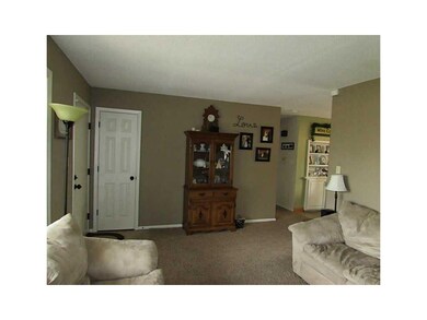 Living Room-L1.
