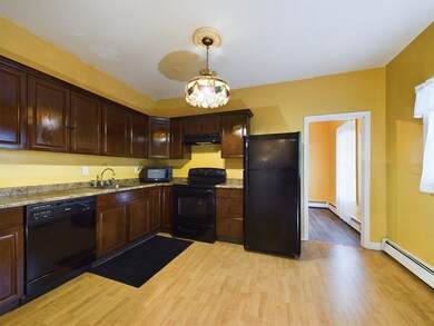 568 Haverhill St unit C, Lawrence, MA 01841 - photo 3