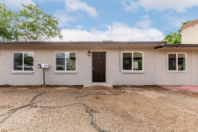 229 & 231 W Jacinto St, Tucson, AZ 85705 - photo 2
