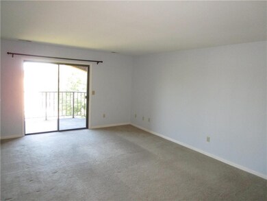 930 Cold Spring Rd unit 12, Allentown, PA 18103 - photo 3