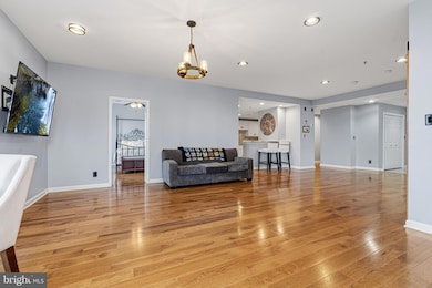 The Towers at Harbor Court unit 808, Baltimore, MD 21202 - photo 5