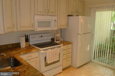 1672 Valencia Way, Reston, VA 20190 - photo 5