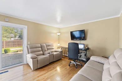 111 Deerpath Rd, Matteson, IL 60443 - photo 5