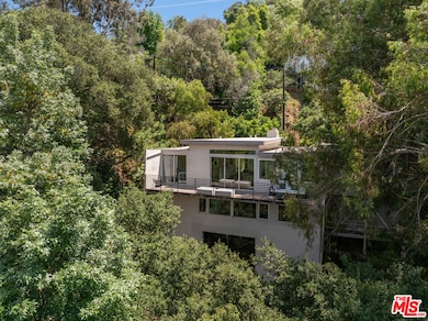 3564 Multiview Dr, Los Angeles, CA 90068 - photo 2