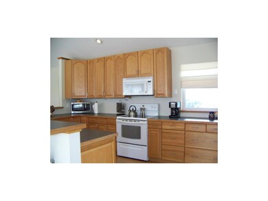 This Beautiful Kitchen Would Be The Delight Of Any