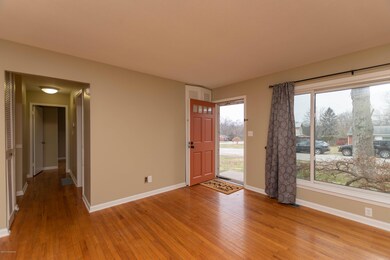 10009 Harlech Ln (4 of 31)