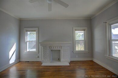Decorative fireplace