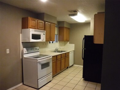 16714 David Glen Dr, Friendswood, TX 77546 - photo 3