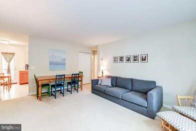 2841 S Wakefield St unit C, Arlington, VA 22206 - photo 3