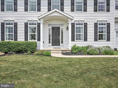 820 Jasmine Ave, Mount Joy, PA 17552 - photo 3