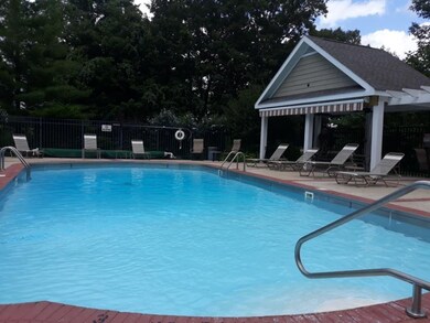 2831 Pointe Cove Rd unit 29, Bloomington, IN 47401 - photo 3