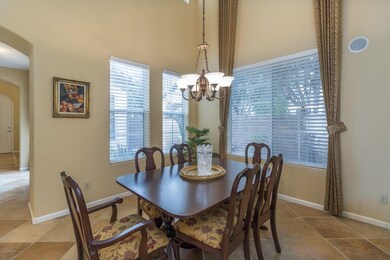 3) FORMAL DINING