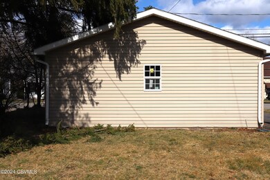 1231 E Front St, Berwick, PA 18603 - photo 7