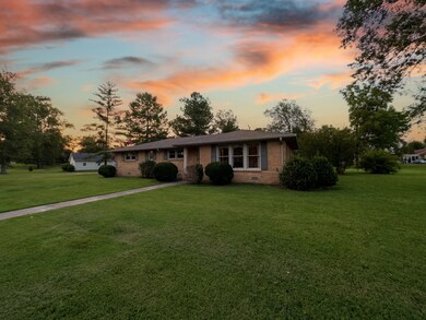 402 Cloverdale Rd, Shelbyville, TN 37160 - photo 4