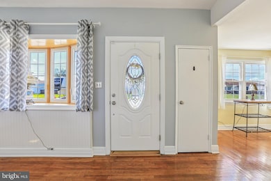 810 Lynvue Rd, Linthicum Heights, MD 21090 - photo 4