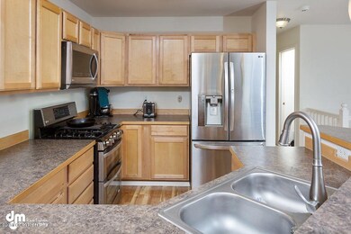 Kitchen_DMD_9051-SMALL