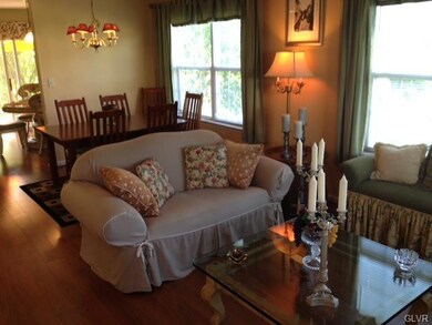 60 Crown Dr, Easton, PA 18040 - photo 4