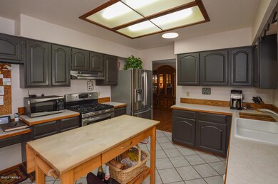 Tile Floors and Stainless Appliances