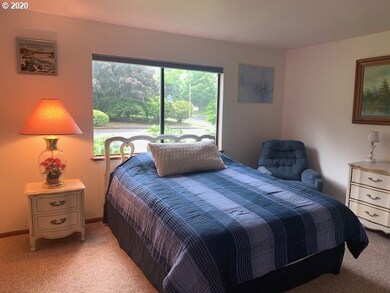 Bedroom, Primary